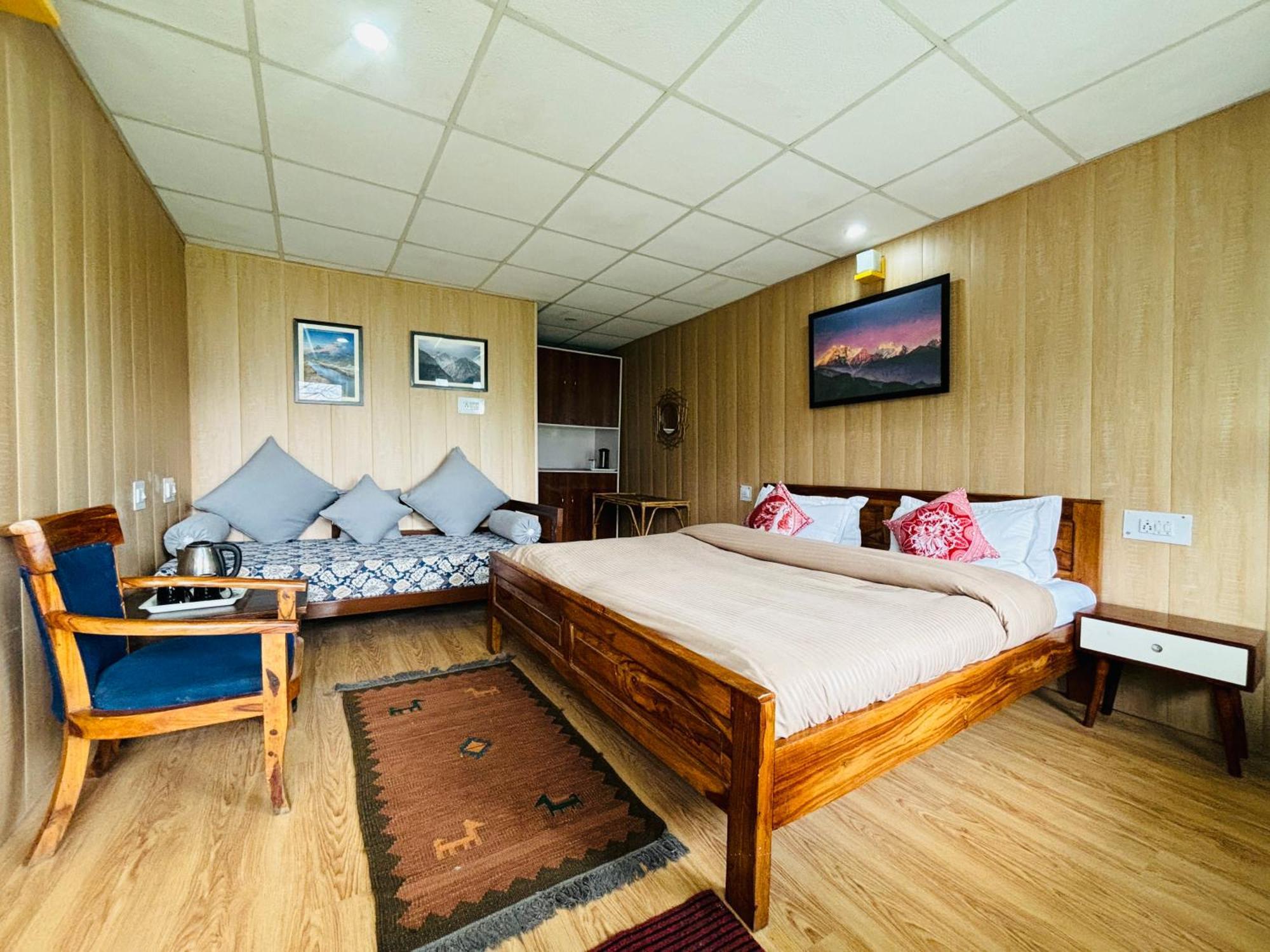 Himalayan High, Auli, By Himalayan Eco Lodges Joshīmath Buitenkant foto